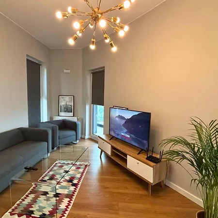 Apartment Penthouse 96, #st55, 17 Pietro, Fv Parking Balkon *