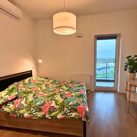 Penthouse 96, #st55, 17 Pietro, Fv Parking Balkon Apartment *