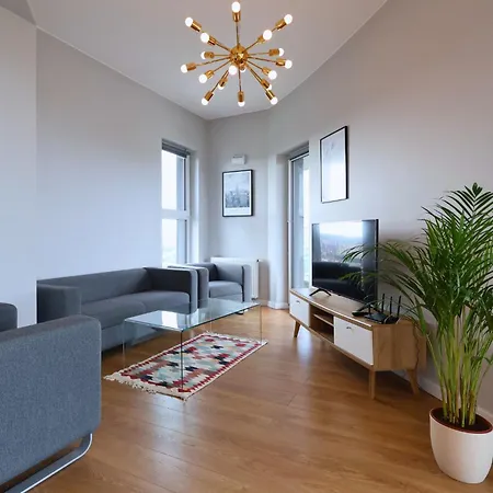 Penthouse 96, #st55, 17 Pietro, Fv Parking Balkon * Rzeszow